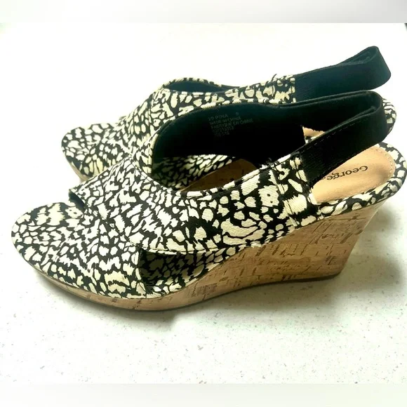 🆕 George - Black & Cream Peep-Toe Wedges - Picture 3 of 8